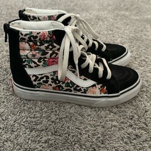 Brand new girls Vans shoes